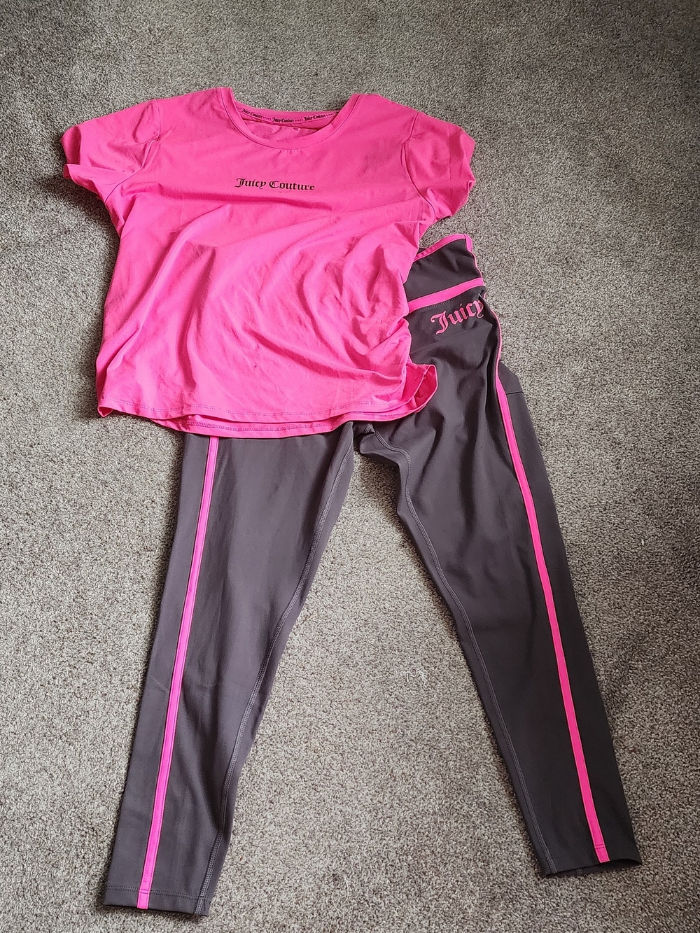 Juicy Couture Pink Logo Tee & Gray Leggings Set
